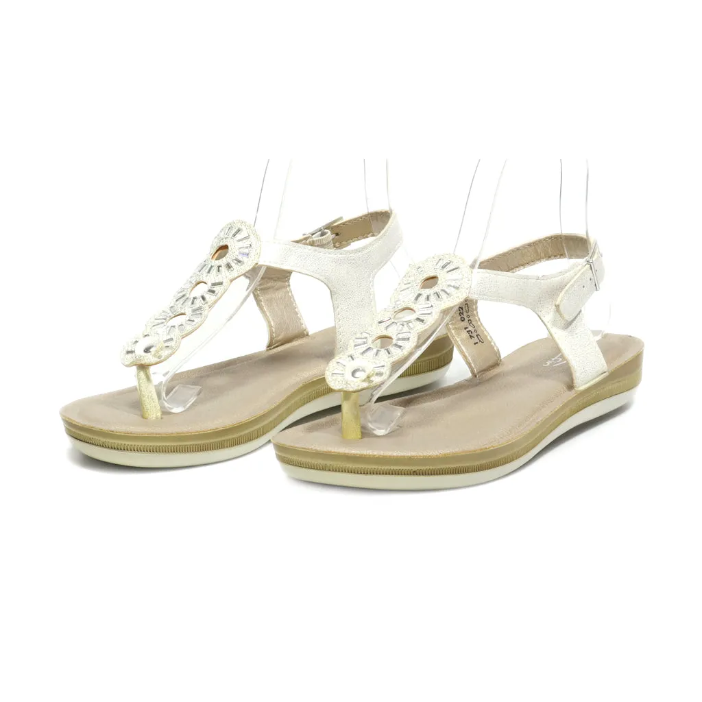 Blue Fin Flat Sandals Leather Beige Colour For Women