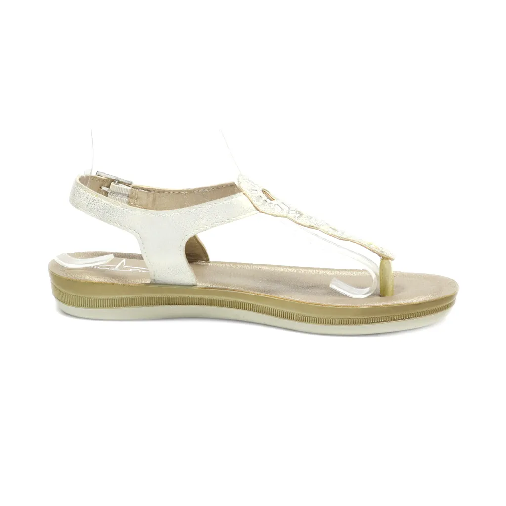 Blue Fin Flat Sandals Leather Beige Colour For Women