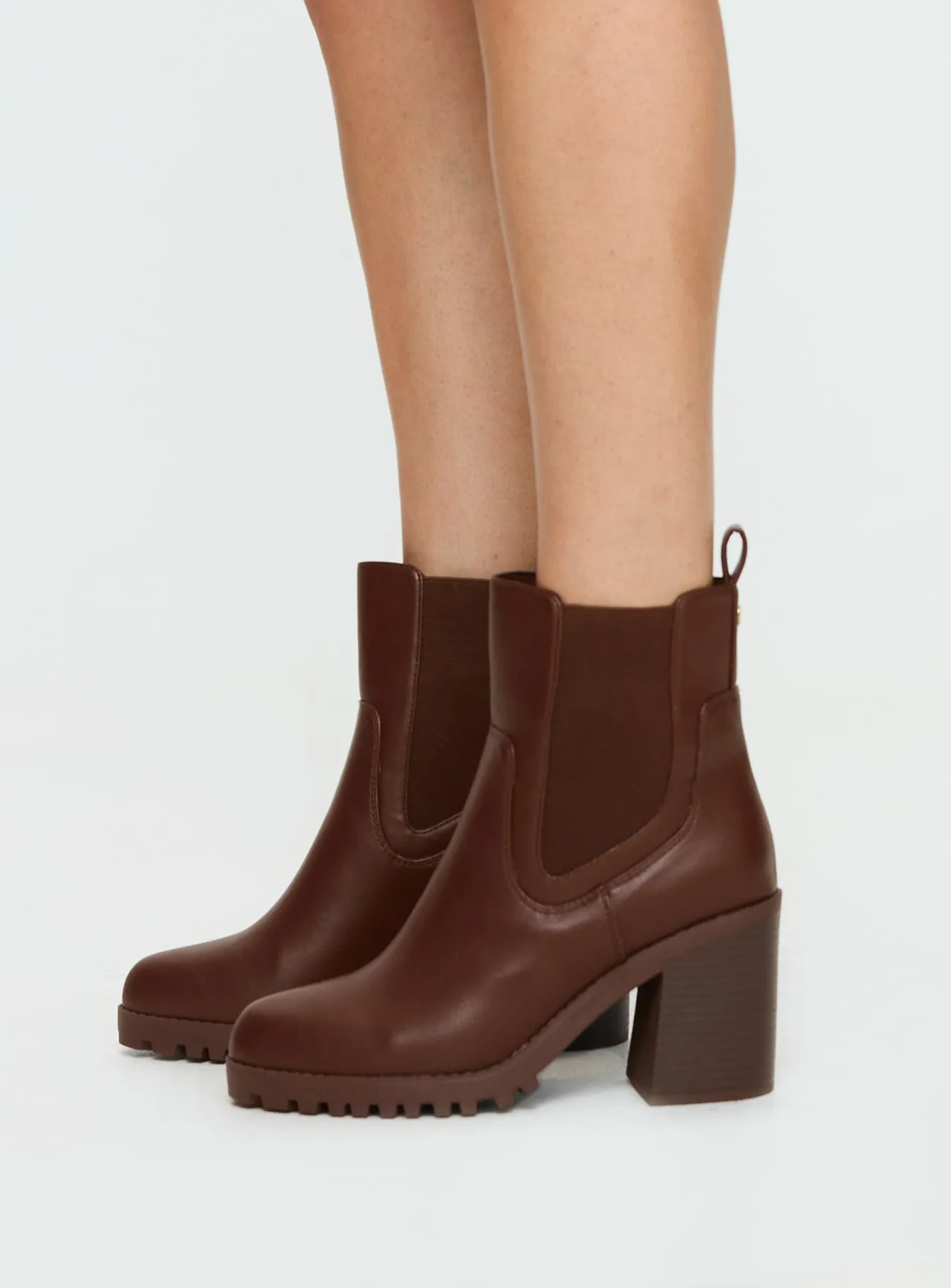 Bonnie Boots Brown