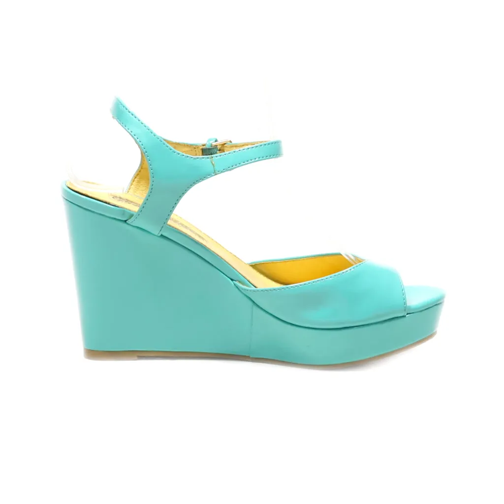 Buffalo Wedge Sandals Latex Green Colour For Women