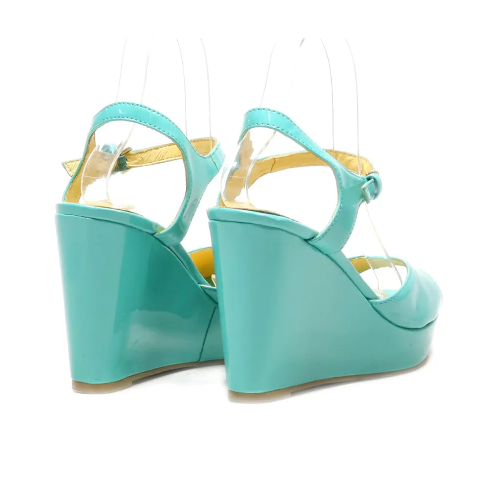 Buffalo Wedge Sandals Latex Green Colour For Women