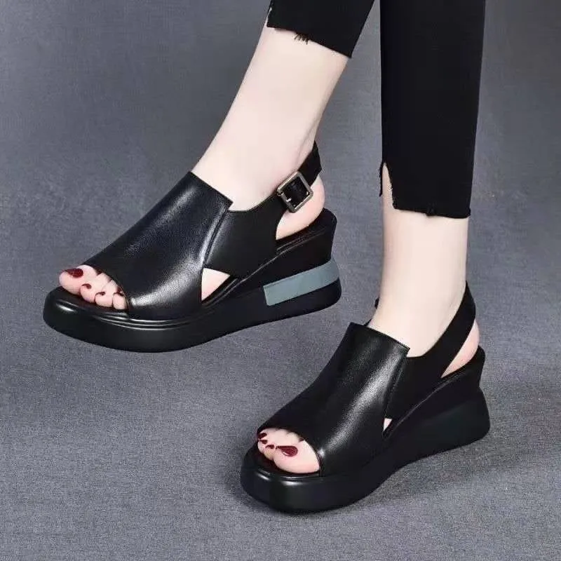 Comfortable thick-soled sandals with a massage bow