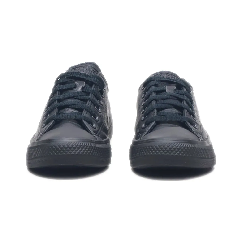 Converse Chuk Tylor Low-Top Sneakers Leather Black Colour For Men