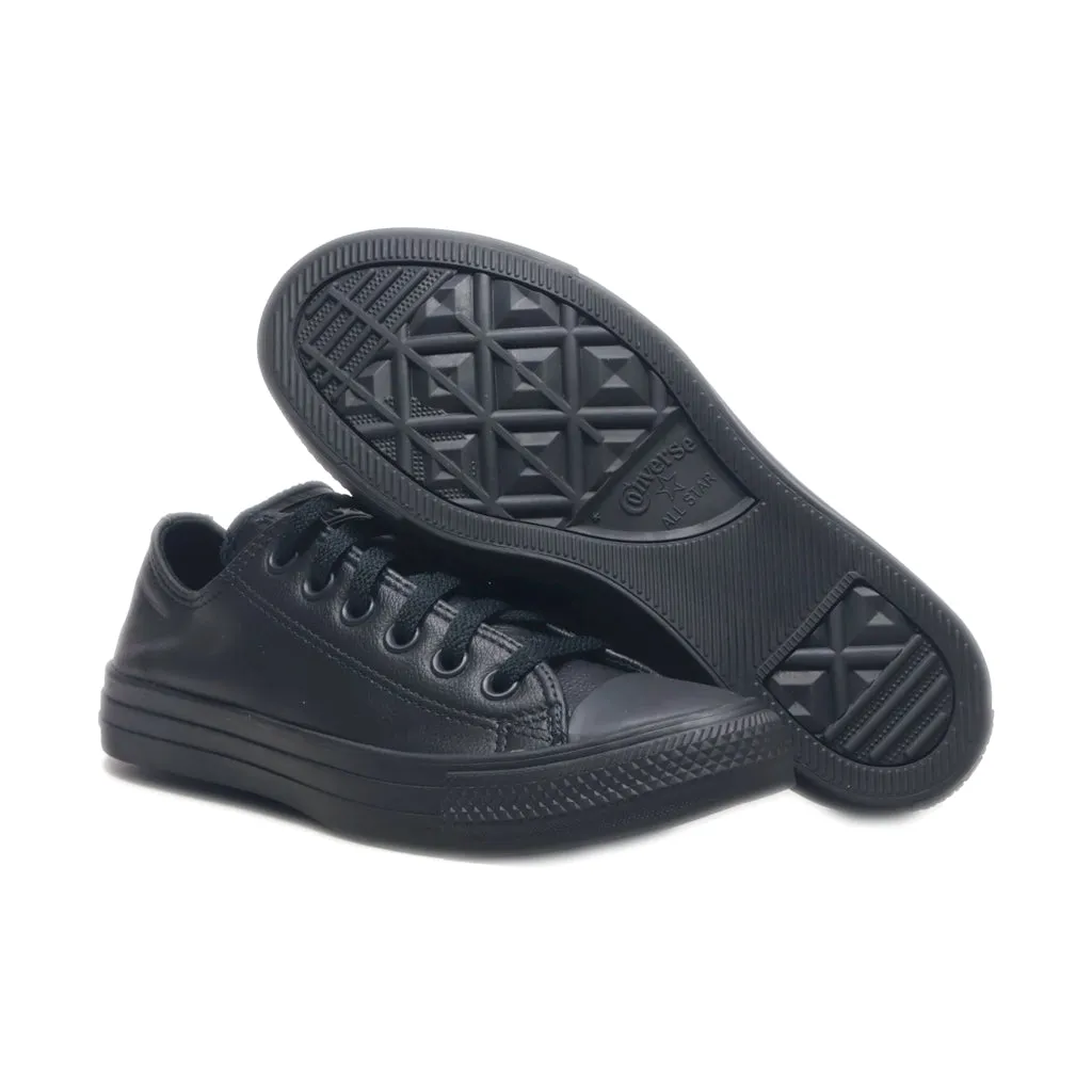 Converse Chuk Tylor Low-Top Sneakers Leather Black Colour For Men