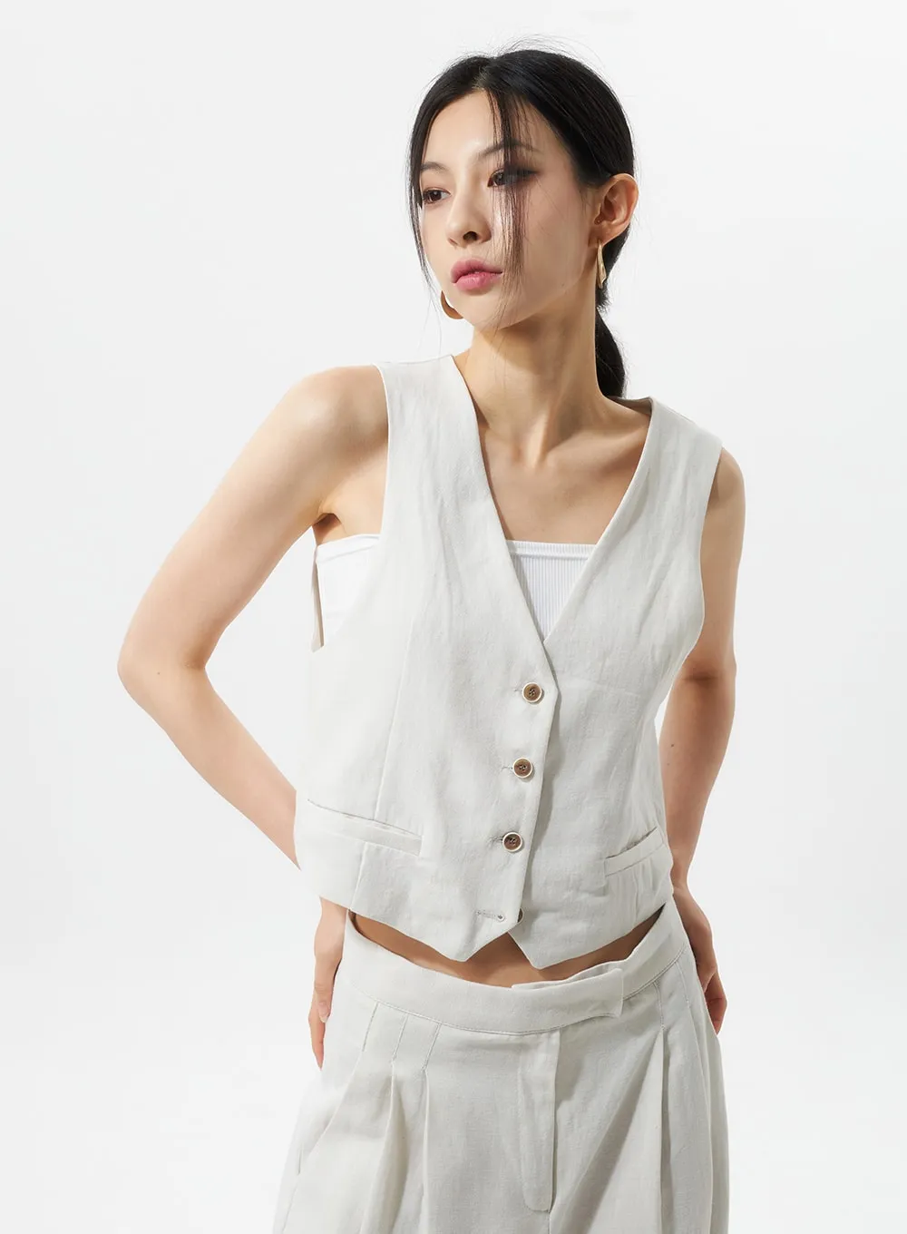 Cropped Button Vest IU326