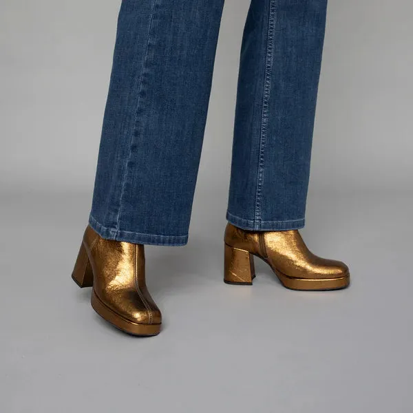 Esska Sassy Heeled Boot Dark Gold