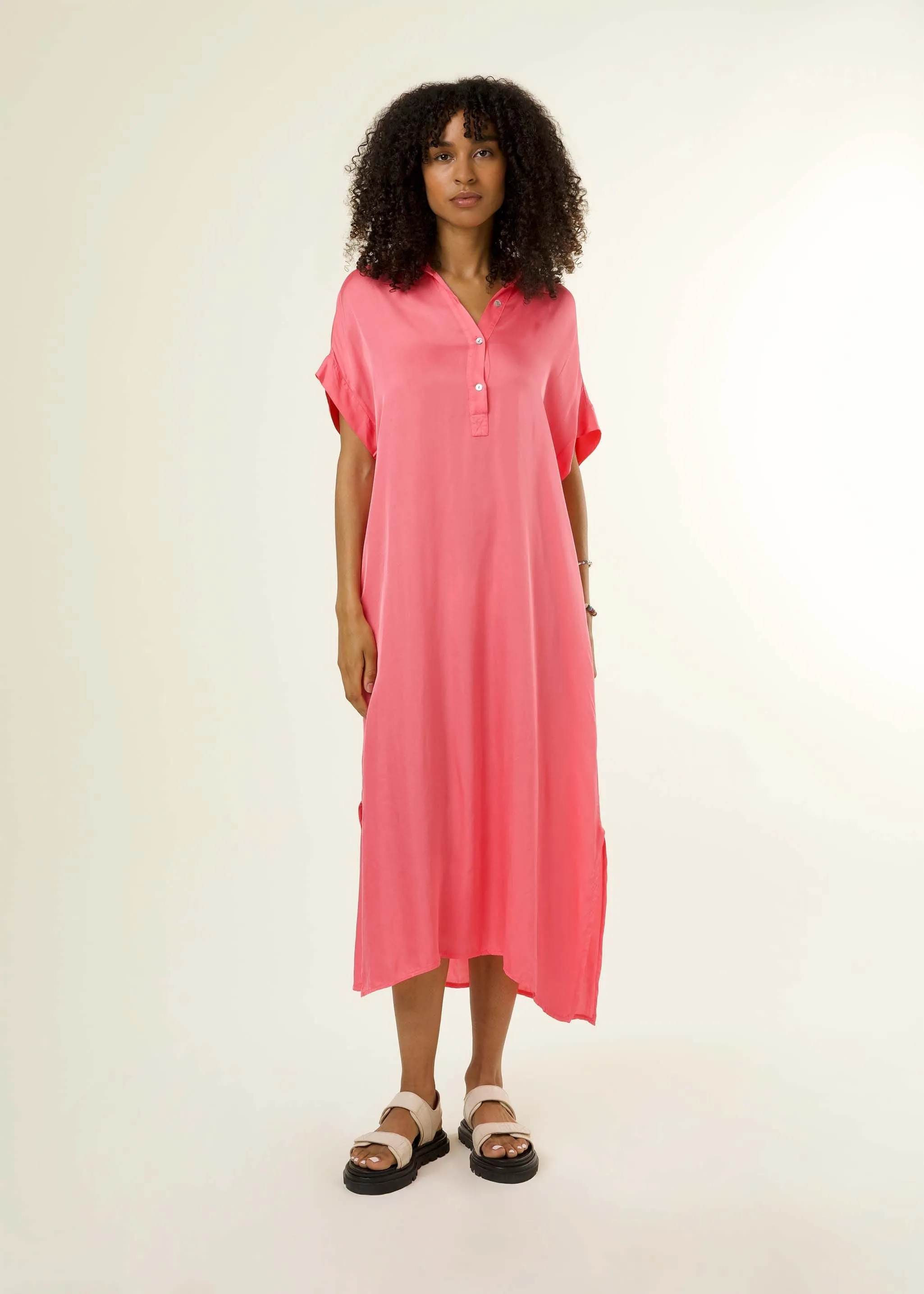 Galiena Dress (Coral)