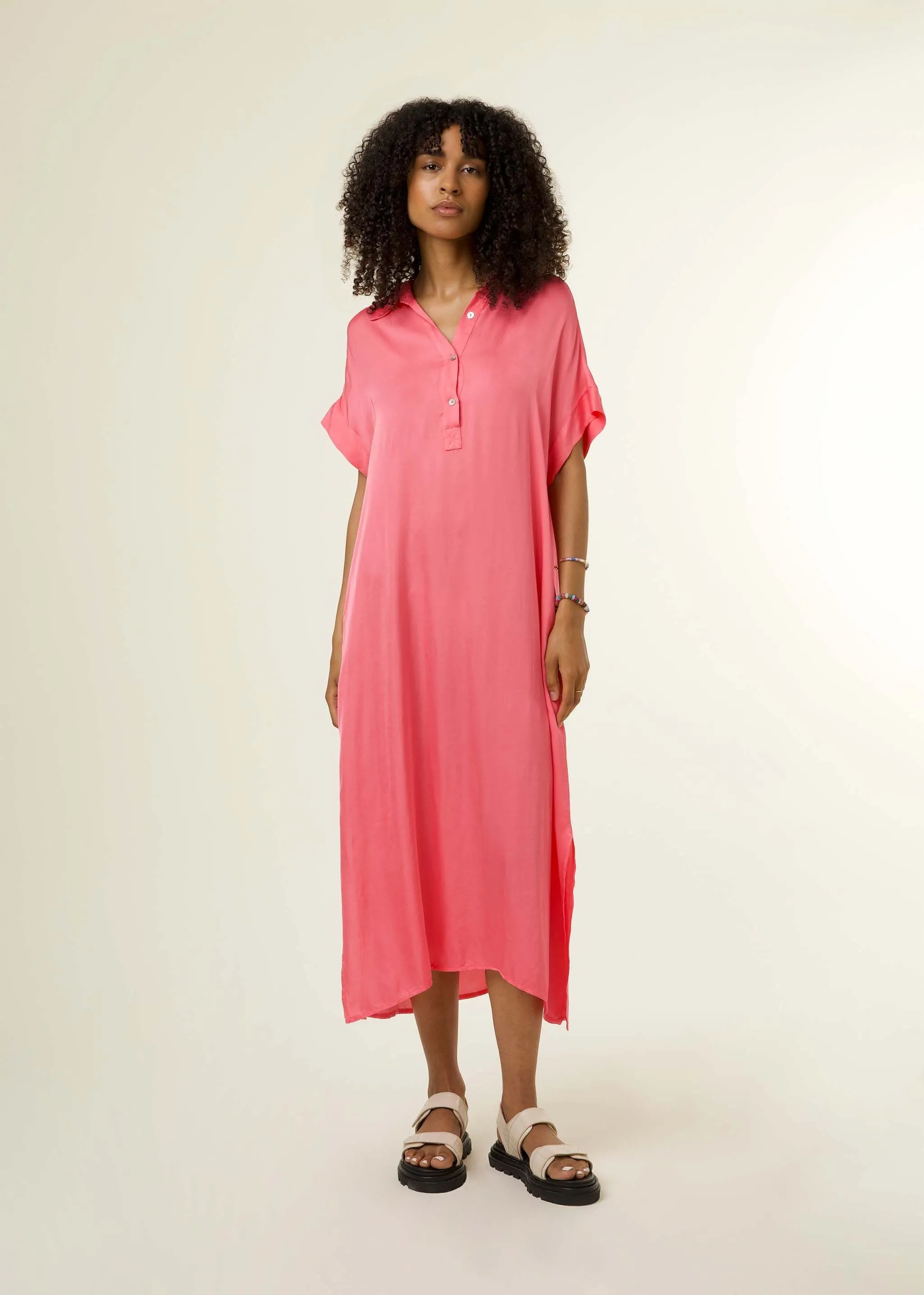 Galiena Dress (Coral)