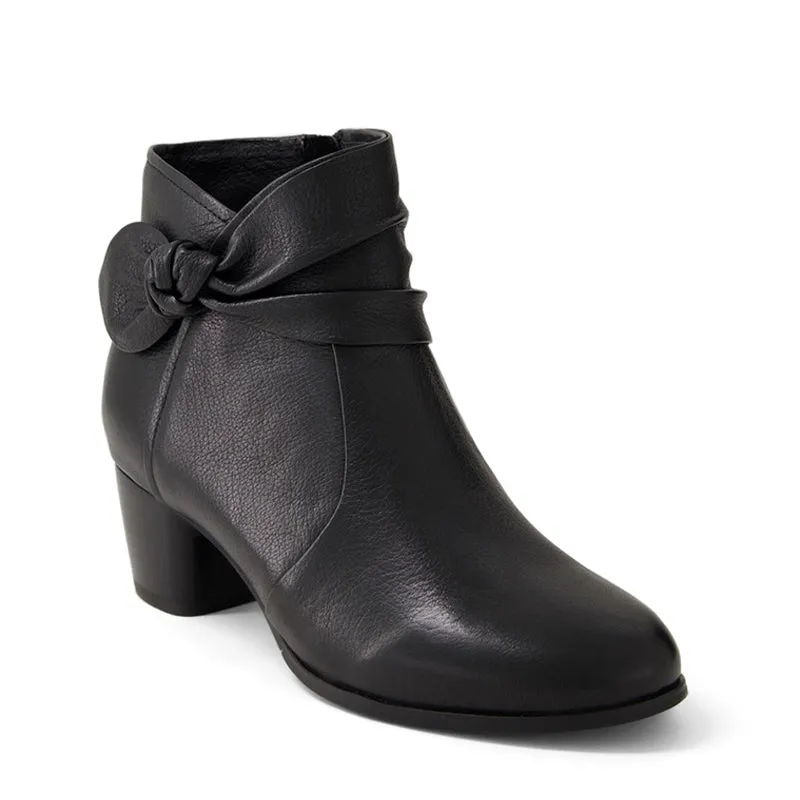 GROOVIE W - BLACK-BLACK HEEL LEATHER