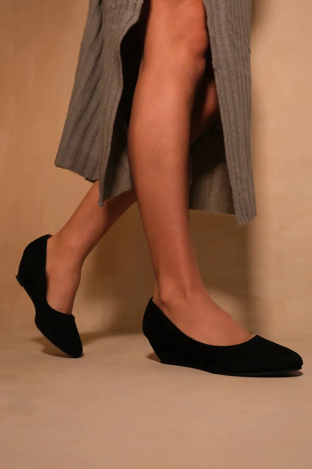 KIERAN WIDE FIT PLATFORM LOW WEDGE MID HEEL COURT SHOES IN BLACK SUEDE