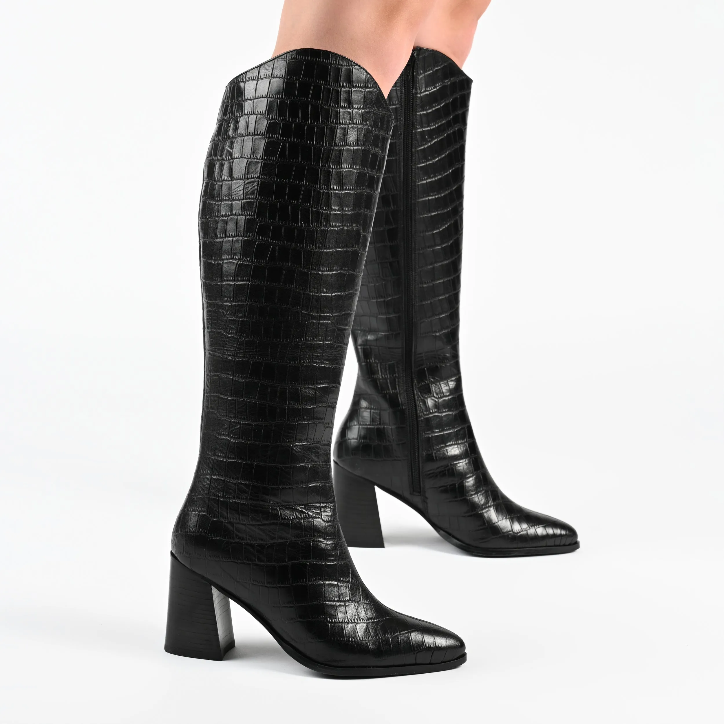 LAILA LEATHER BOOTS IN X-WIDE CALF