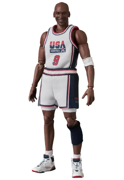 MAFEX No. 132 Michael Jordan (1992 TEAM USA)