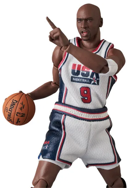 MAFEX No. 132 Michael Jordan (1992 TEAM USA)