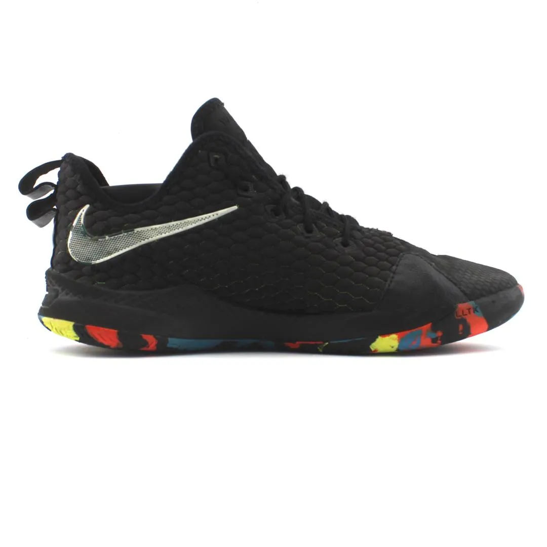 NIKE WITNESS 3