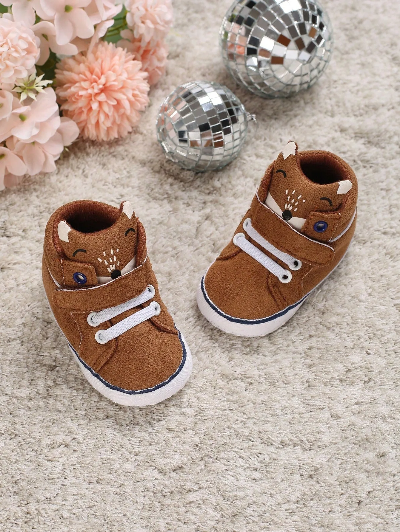 SHEIN Baby Fox Decor Hook-and-loop Fastener Sneakers For Spring & Fall